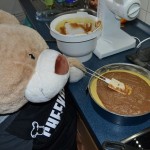 Ted und Nic backen Paulis Krümelmonster Kuchen (8)