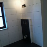 pauli im neuen Badezimmer (2)